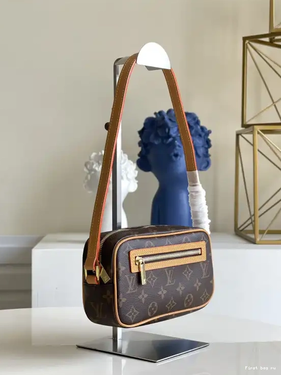Frstbag ru CITE LOUIS VUITTON 0629
